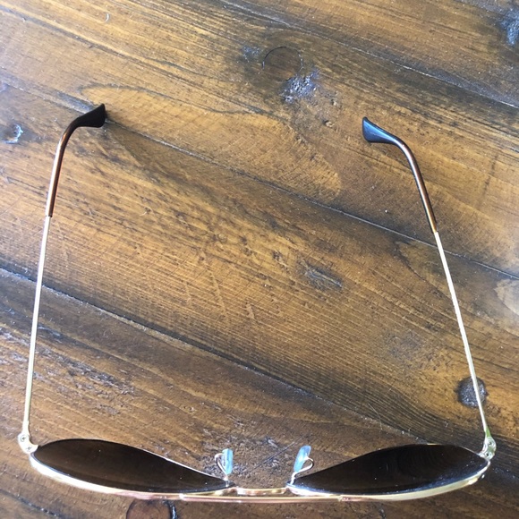 RAY BAN POLARIZED AVIATORS - Picture 3 of 4